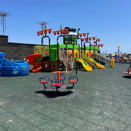 Дом отдыха House Near The Sea