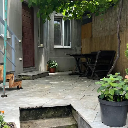 House Near The Sea 펜션 오데사